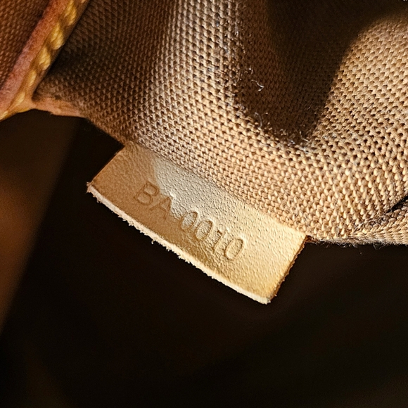 LOUIS VUITTON ALMA BAG - Picture 15 of 16